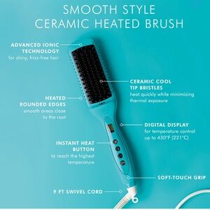 Moroccanoil Smooth Style Ceramic Heated Brush - Blue